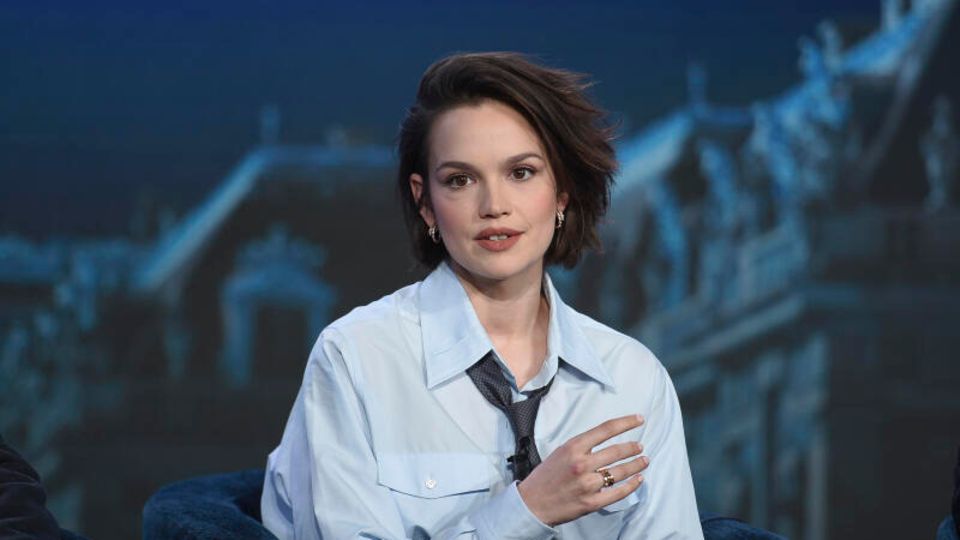  Emilia Schüle
