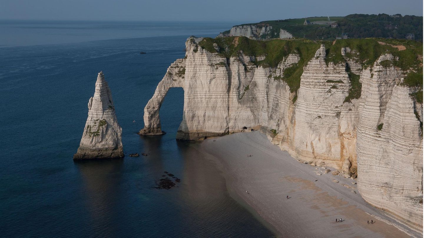 Die Felsformation "Porte d'Aval" in Étretat