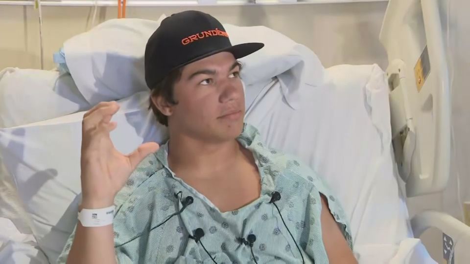 Der 20-jährige Kevin Blanco wurde beim Speerfischen in Florida von einem Bullenhai angegriffen und schwer am Bein verletzt. Seine Freunde retteten dem jungen Mann vermutlich das Leben.