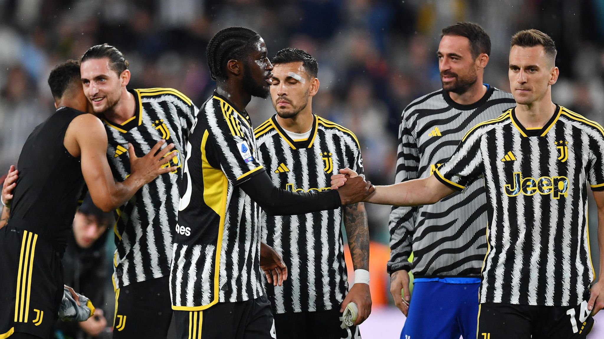 Juventus Turin zu zehn Punkten Abzug verurteilt STERN.de