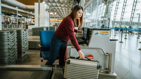 Fast alle Airlines haben Gewichtsobergrenzen für Gepäck