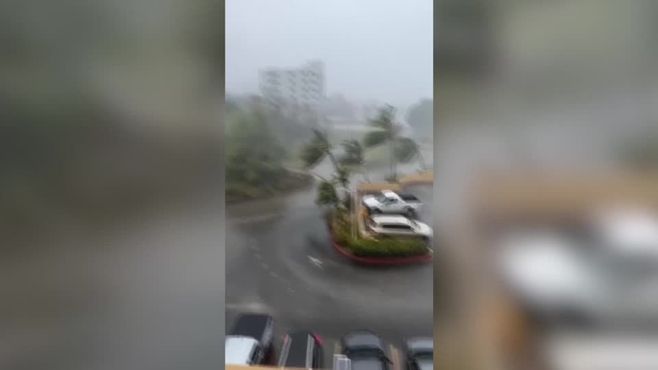 Video: Super-Taifun "Mawar" erreicht Guam