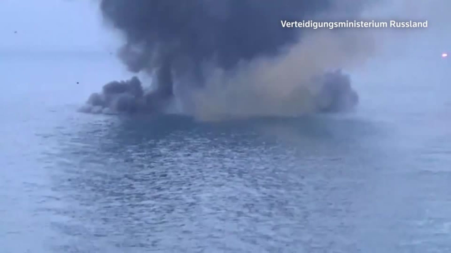 Video: Russland meldet Angriff auf Kriegsschiff nahe Pipelines | STERN.de