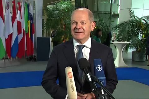 Video: Scholz lobt EZB zum Jubiläum