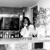 Eine undatierte Aufnahme der Sängerin in ihrem Zuhause.