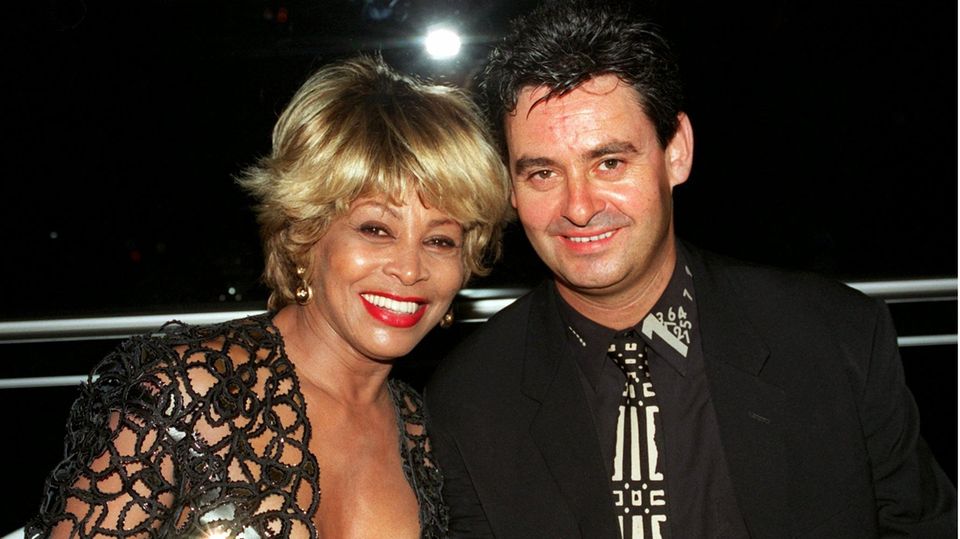 Tina Turner traf die Queen und sang mit Elton John: Ihr facettenreiches ... Tina Turner traf die Queen und sang mit Elton John: Ihr facettenreiches ...