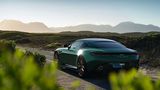 Aston Martin DB12