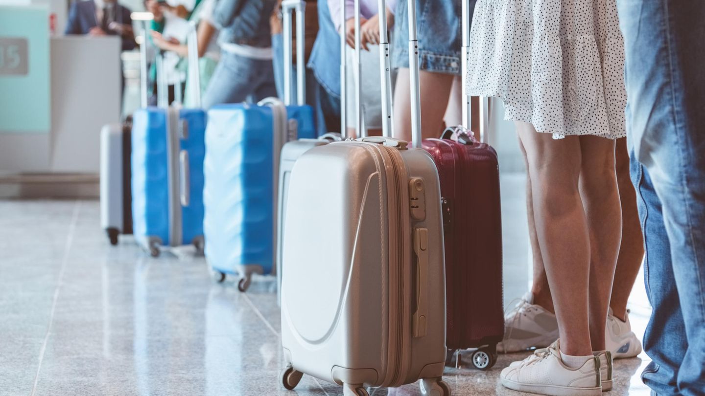Reise-News: Chaos an deutschen Airports: Immer mehr Gepäckstücke landen im falschen Flieger
