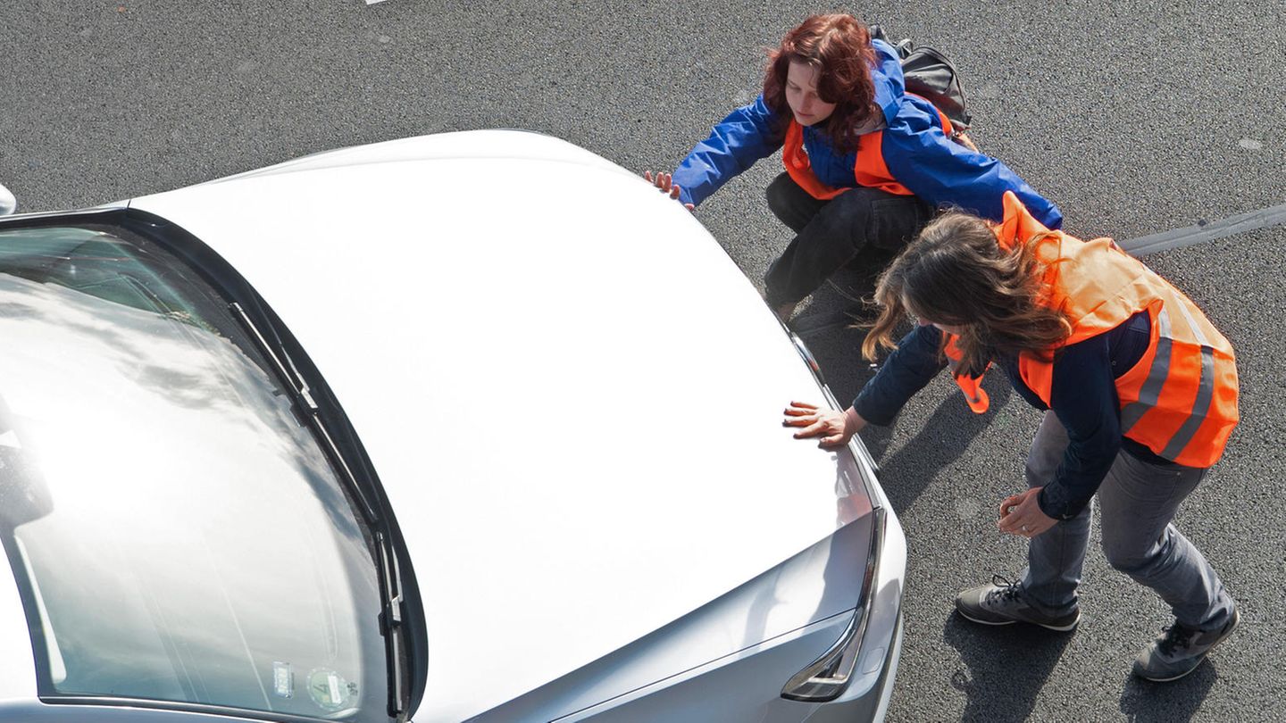Sixt macht sich über "Letzte Generation" lustig
