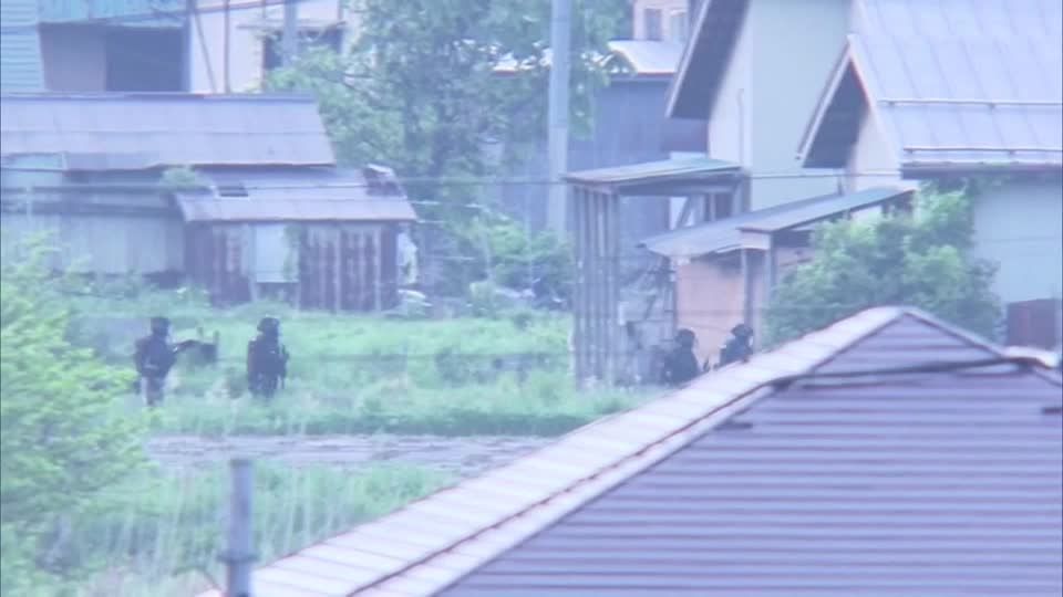 Video: Japanische Polizei nimmt Schützen nach zwölfstündigem Schusswechsel fest