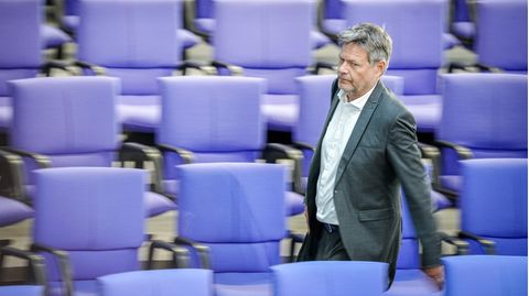 Robert Habeck bei der aktuellen Stunde zu den Heizungsplänen der Bundesregierung