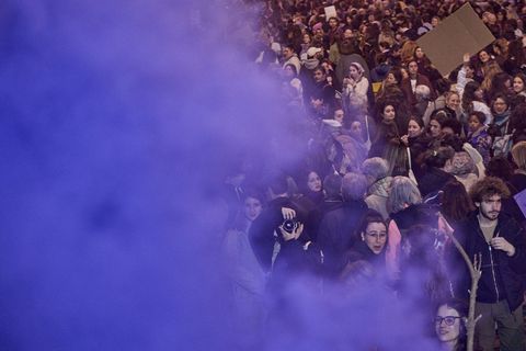 Am Weltfrauentag gehen tausende von Menschen Weltweit auf die Straße auch in Spanien