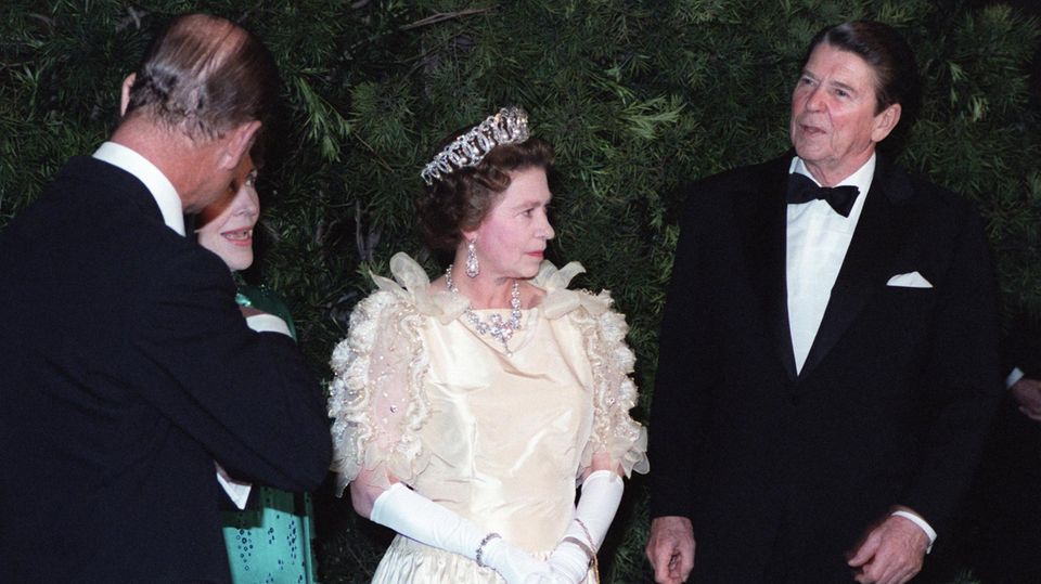 Queen Elizabeth II. und Prinz Philip bei ihrem Staatsbesuch in San Francisco 1983