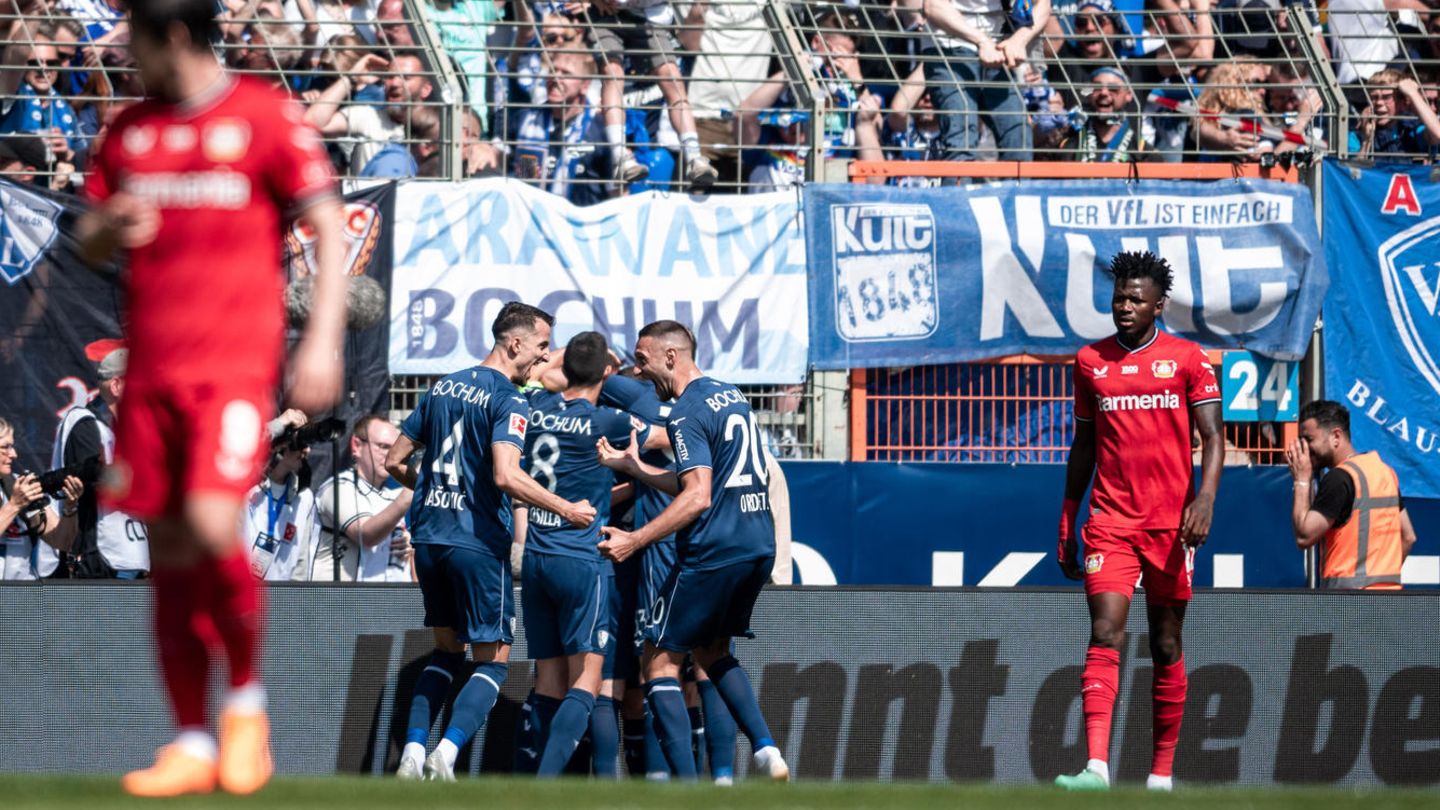 Bundesliga-Finale: Schalke Weg, Bayern Meister Und Der BVB Bleibt ...