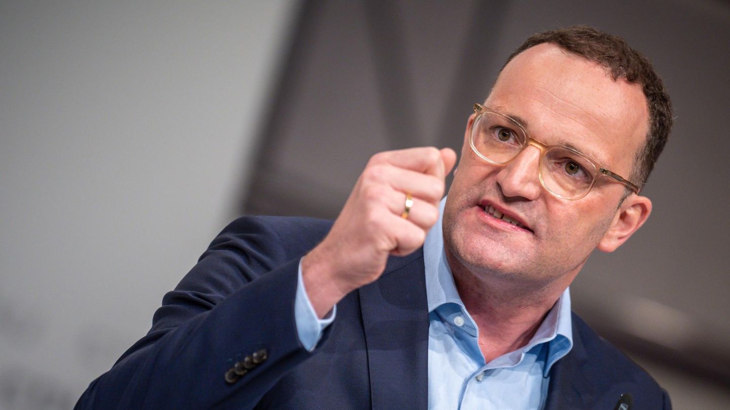 Jens Spahn (CDU) hält die Rente mit 63 nicht mehr für zeitgemäß. 