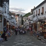Blick auf den Bazar von Gjirokastra