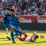 Der Wahnsinn bricht sich schließlich in der 9. Minute der Nachspielzeit Bahn, als der erfolgreichste Torjäger der 2. Liga, Tim Kleindienst, den Siegtreffer zum 3:2 für Heidenheim erzielt.