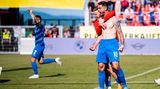 Kleindienst jubelt über den ersten Bundesliga-Aufstieg des kleinen Vereins von der schwäbischen Alb. Neun Jahre haben die Heidenheimer für den Aufstieg gebraucht, nachdem sie aus der 3. Liga aufgestiegen waren. 