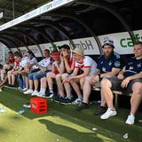 Doch die Hoffnung stirbt zuletzt. Immerhin hat der HSV in der Relegation gegen Stuttgart die Chance, den Aufstieg doch noch perfekt zu machen. Für die Fans werden das erneut zwei nervenaufreibende Partien. 