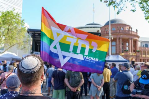 Das Konzert von Pink Floyd-Mitgründer Roger Waters in Frankfurt am Main wurde von Antisemitismus-Protesten begleitet. 