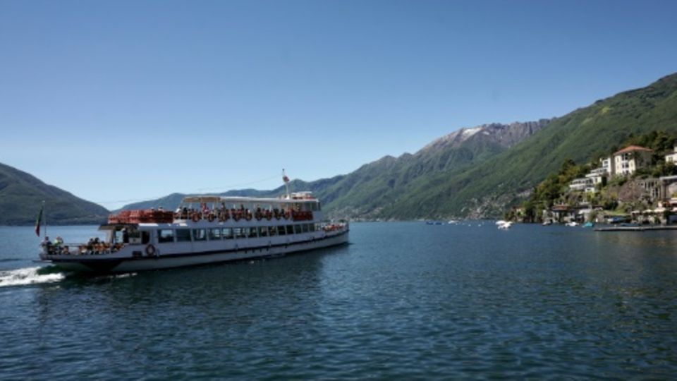 Ausflugsschiff auf dem Lago Maggiore (Symbolbild)