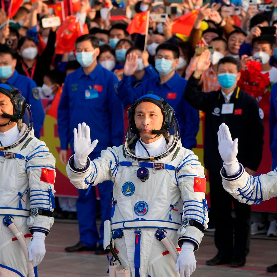Die chinesischen Astronauten der Shenzhou-16-Mission