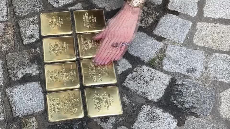 Video: Stolperstein für Vater von US-Botschafterin Amy Gutmann