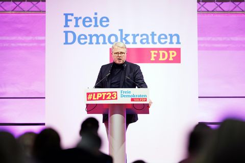Frank Schäffler spricht beim Landesparteitag der nordrhein-westfälischen FDP