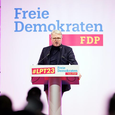 Frank Schäffler spricht beim Landesparteitag der nordrhein-westfälischen FDP