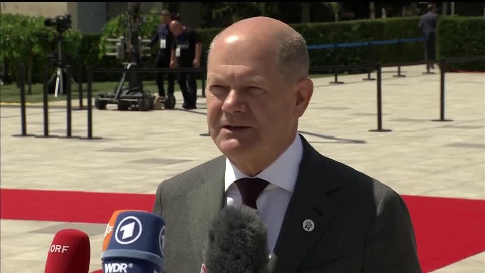 Video: Scholz auf EPG-Gipfel zur Ukraine: "Unsere finanzielle und humanitäre Hilfe und auch die Unterstützung, die wir mit Waffen liefern, sind sehr essenziell"
