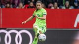 Mittelfeld: Lena Oberdorf, VfL Wolfsburg  Mit 21 Jahren hat Oberdorf 37 Länderspiele absolviert. Das sagt einiges über ihre Klasse und ihren Wert für die Nationalelf. Sie ist die Sechserin im deutschen Team und als Abräumerin wie Passgeberin unverzichtbar.