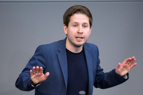 SPD-Generalsekretär Kevin Kühnert verteidigt das umstrittene Heizungsgesetz