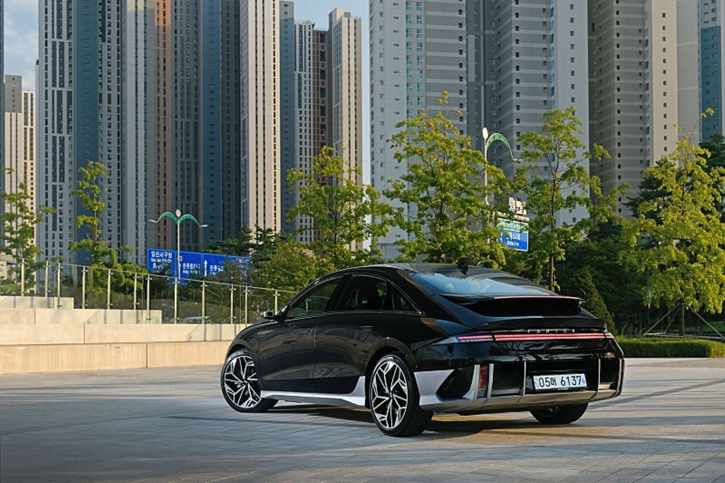 Hyundai Ioniq 6