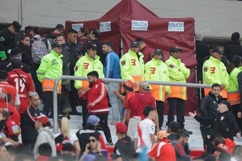 Fan stirbt auf Tribüne