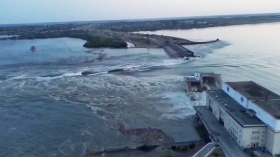 Kachowka-Staudamm gesprengt: Video zeigt Überflutung