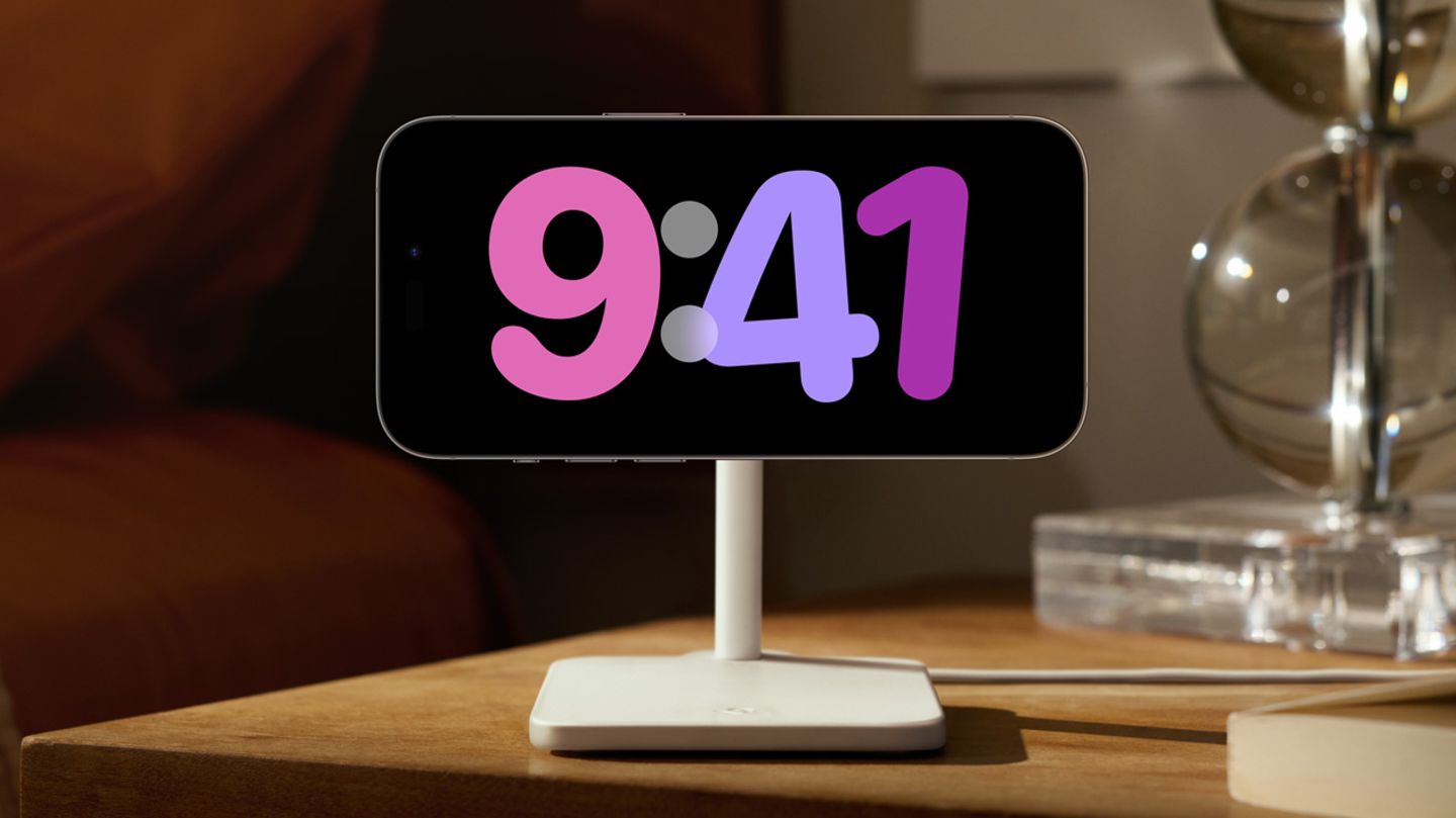 Apple iOS 17 iPhone