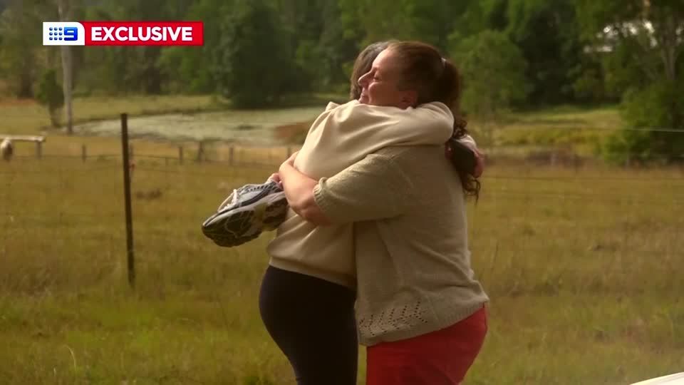 Video: Erster Tag in Freiheit: Begnadigte Mutter "glücklich und dankbar"