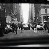 Fans verfolgen das Auto der Beatles in New York