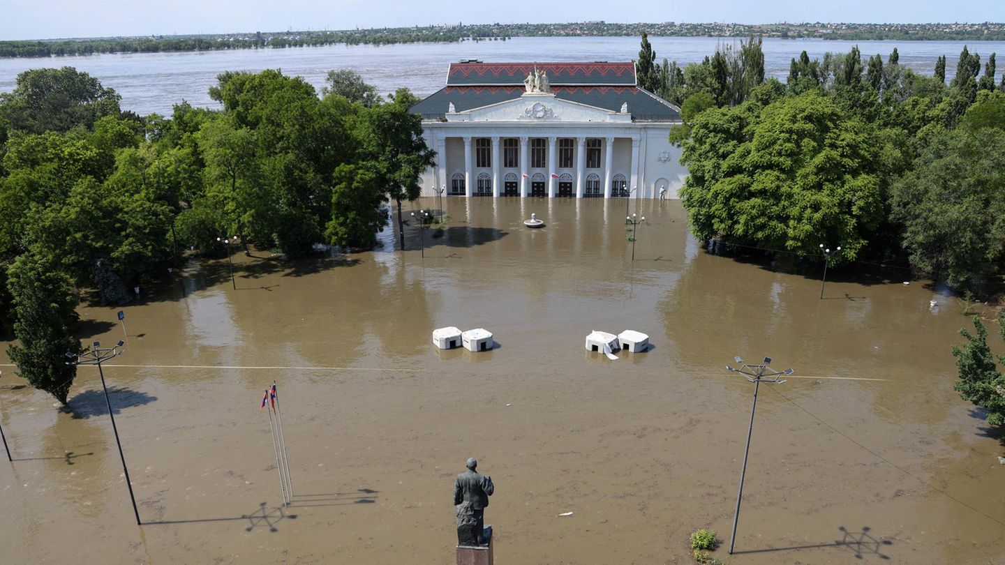 Gemeindezentrum der betroffenen Stadt Nowa Kachowka