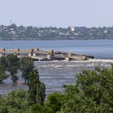 Damm des Wasserkraftwerks Kachowka