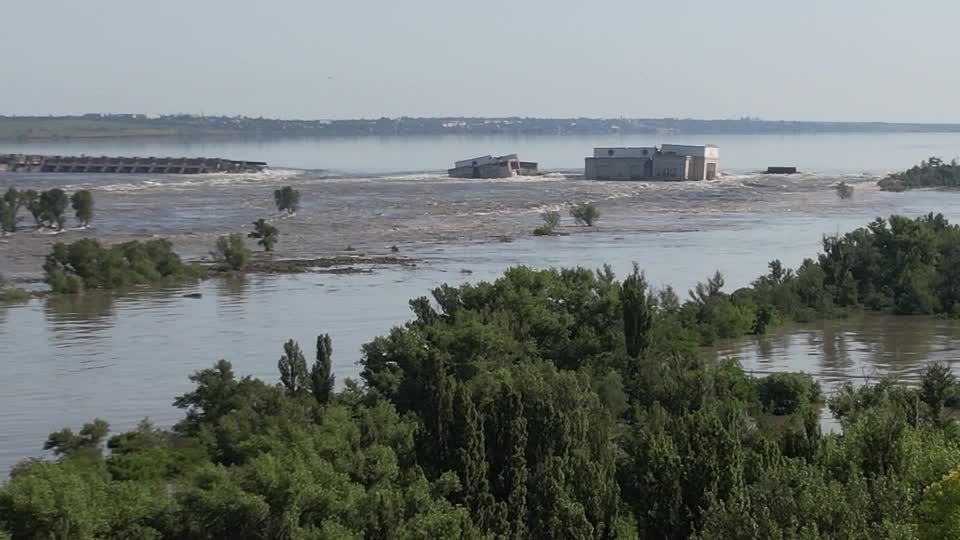 Ukraine-Krieg: Zerstörter Kachowka-Staudamm am Dnipro – was wir wissen und was nicht