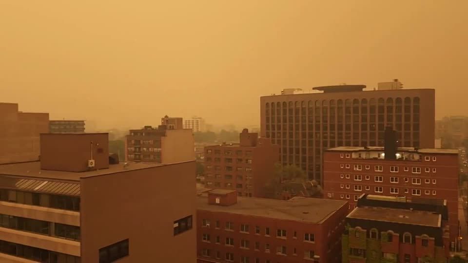 Video: Starke Luftverschmutzung durch Waldbrandrauch in Nordamerika