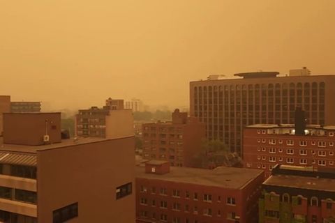 Video: Starke Luftverschmutzung durch Waldbrandrauch in Nordamerika