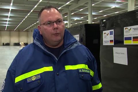 Video: Nach Dammbruch: Hilfe aus Deutschland vom THW