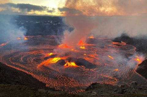 Der Kilauea auf Hawaii ist am Mittwoch ausgebrochen