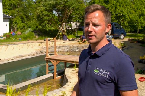 Badespaß ohne Chlor: Schwimmteiche für den eigenen Garten