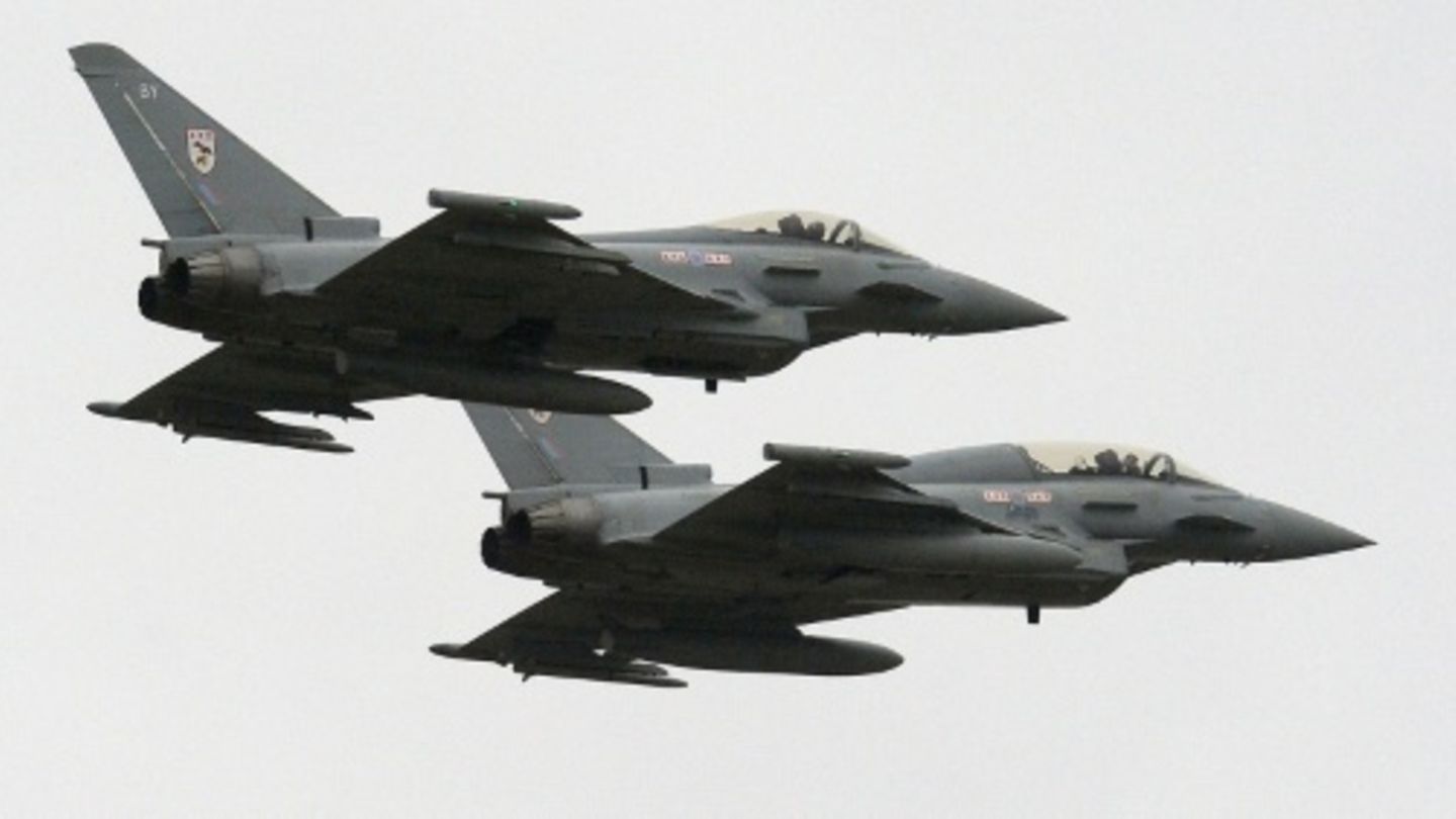Typhoon-Kampfjets der Rofal Air Force