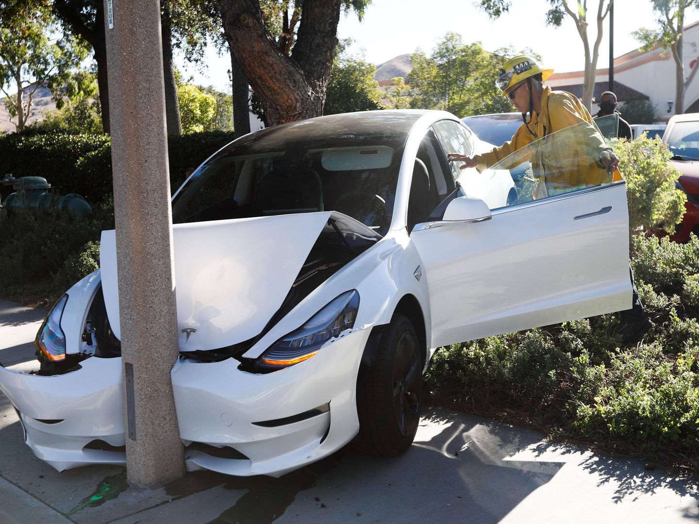 Tesla Autopilot: Zahl der Unfälle steigt, schlägt Menschen aber um Längen -  manager magazin
