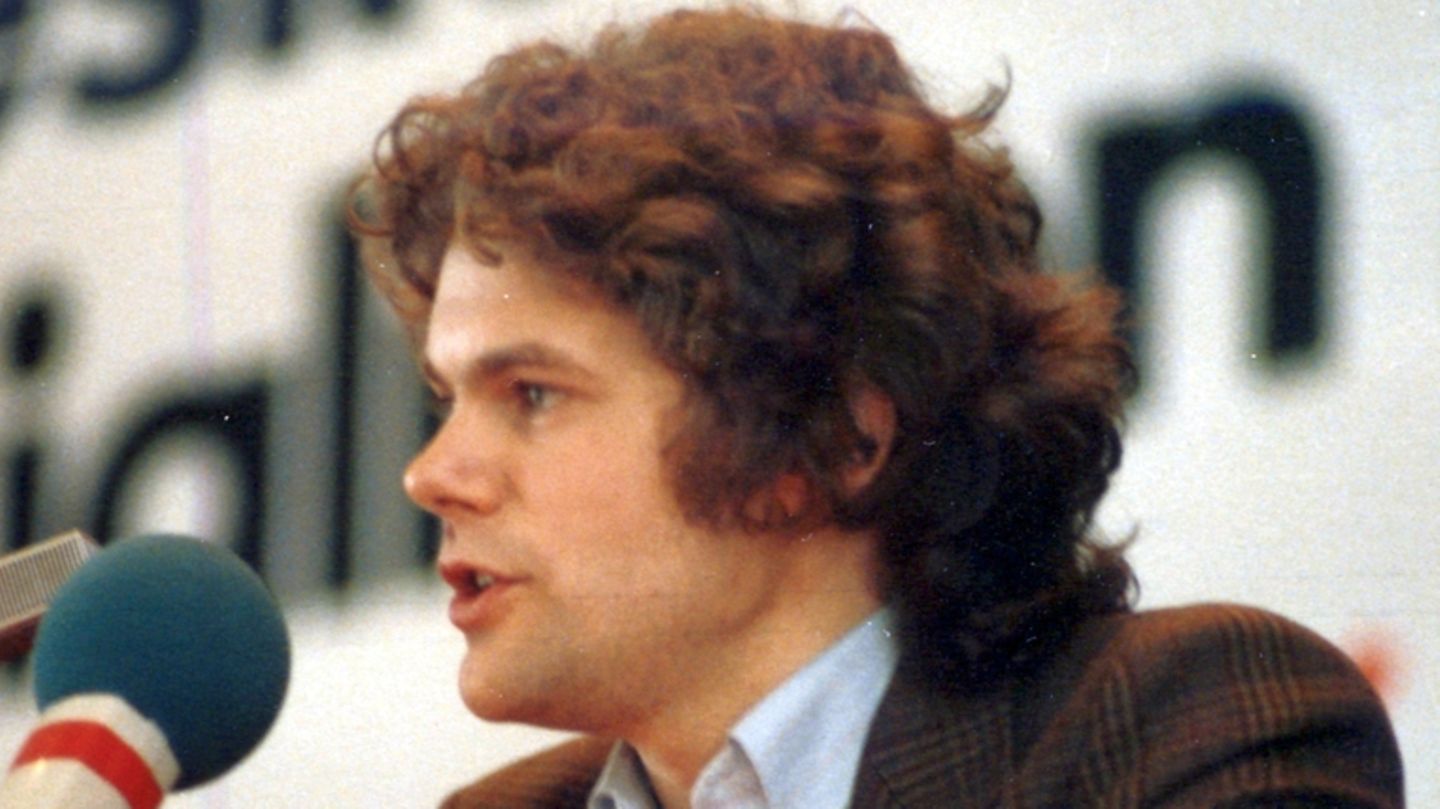 Olaf Scholz auf dem Juso-Bundeskongress 1984 in Bad Godesberg