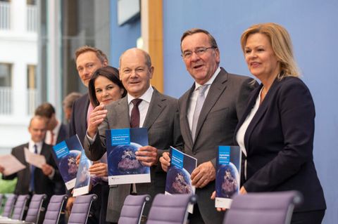  Lindner, Baerbock, Scholz, Pistorius and Faeser präsentieren die Nationale Sicherheitsstrategie
